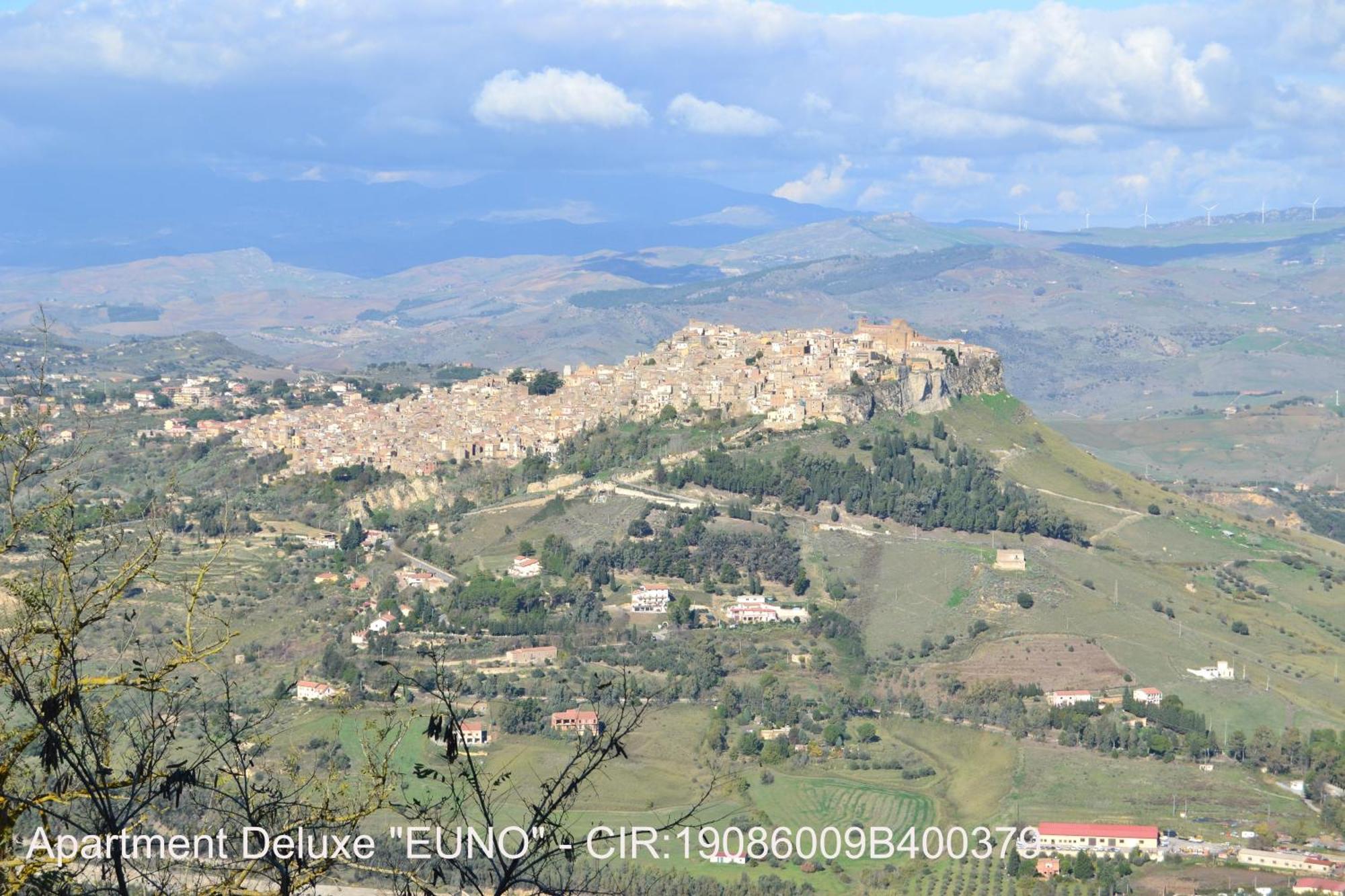 Rocca Di Cerere "Rocca Da Zeru" Apartments Enna Pokój zdjęcie